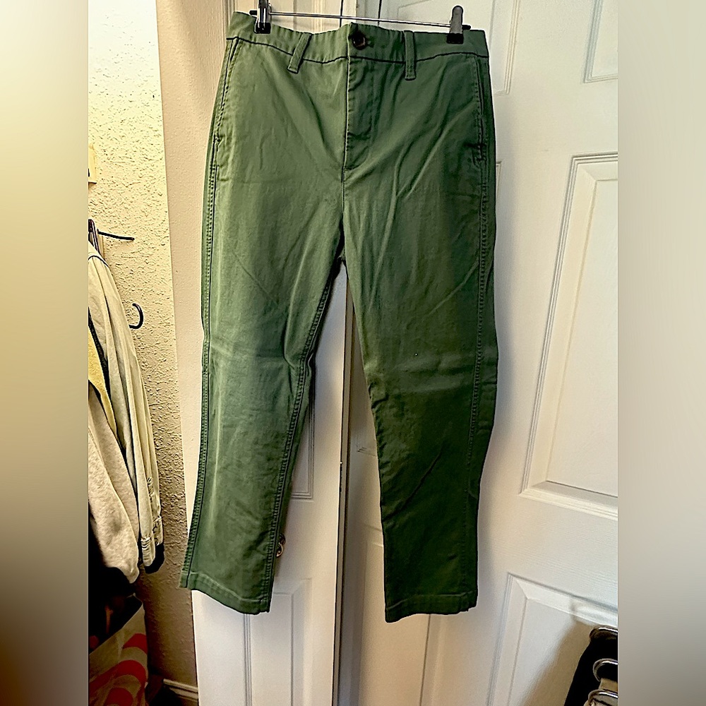 J. Crew high rise girlfriend chino pants. Size 8 regular length